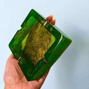 Green galaxy ashtray ✨